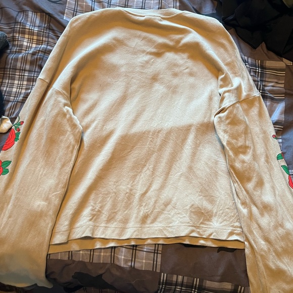 Zumiez Skeleton Hand Rose Long Sleeve Tee Size L - Picture 2 of 2